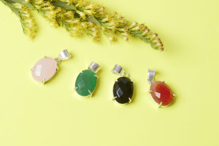Crystal pendant set